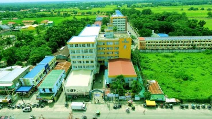 Virgen Milagrosa University Foundation (VMUF) College of Medicine